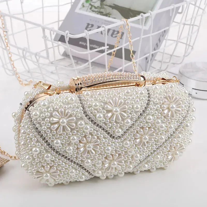 Light Luxury Dinner Bag Handmade Pearl Embroidery Bag with Diamond Handheld Bag Metal Chain Single Shoulder Bag Evening Dress 1124beige