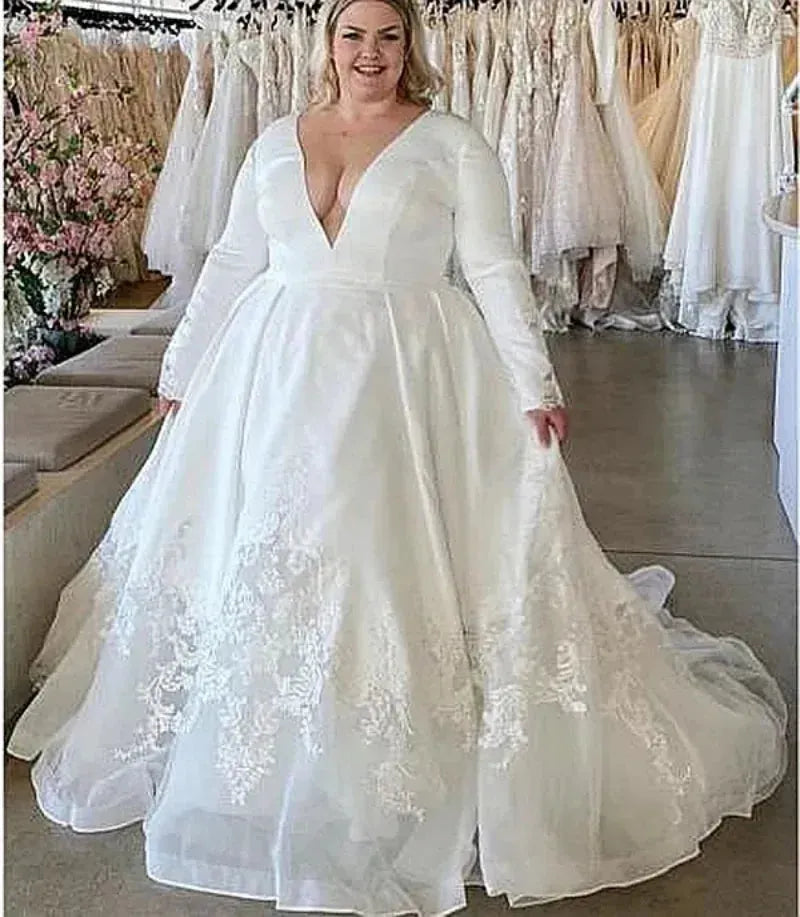 Charming Plus Size Wedding Dresses For Women A Line Long Sleeves Bridal Gowns Satin With Lace Applique Vestidos De Novia As Pictures