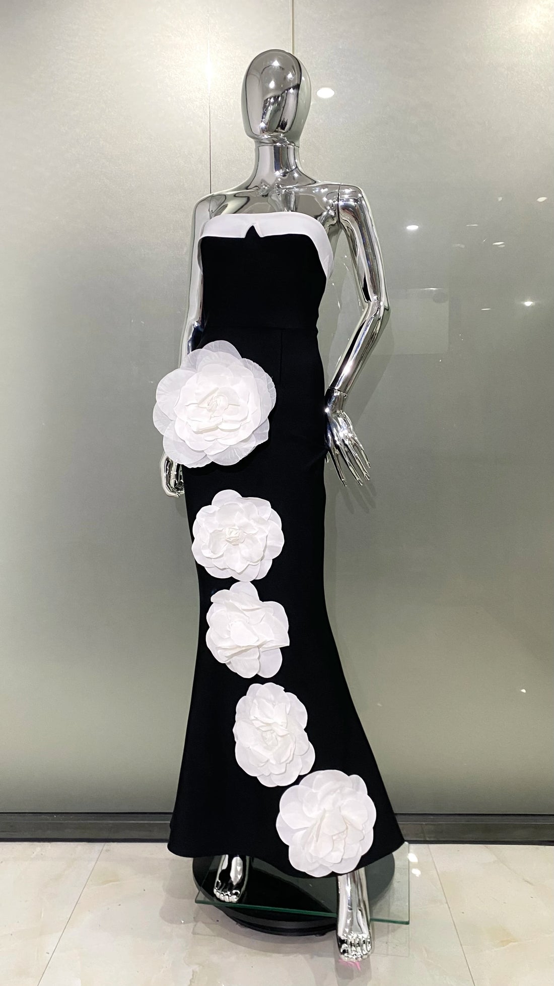 Women Sexy Strapless Bodycon Long Bandage Dress White Florals Elegant Evening Party Celebrate Birthday Dress