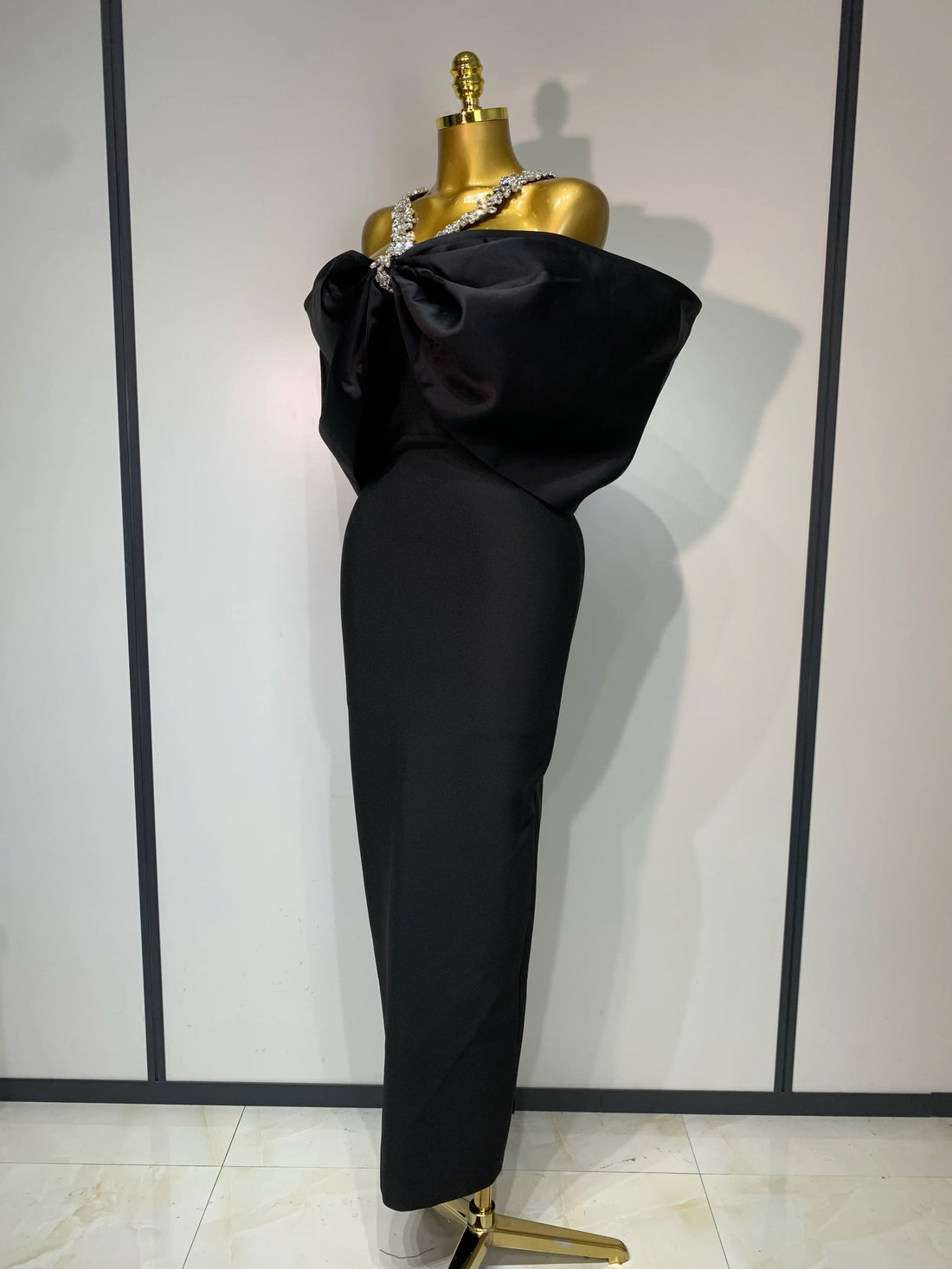 Women Sexy Off the Shoulder Crystal Halter Bodycon Long Bandage Dress Celebrate Evening Party Cocktail Luxury Birthday Dresses