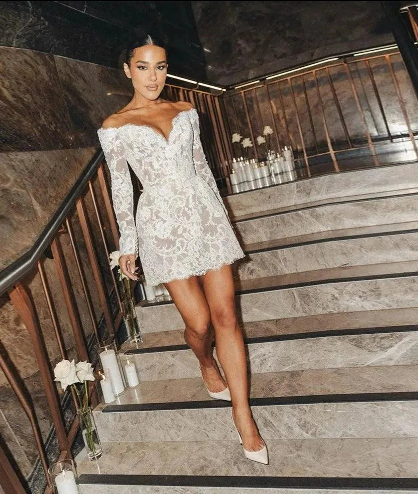 Chic Lace Sweetheart Wedding Dresses Long Sleeves Mermaid Short Bride Dress Backless Above Kneen Length Vestido De Noiva Mermaid