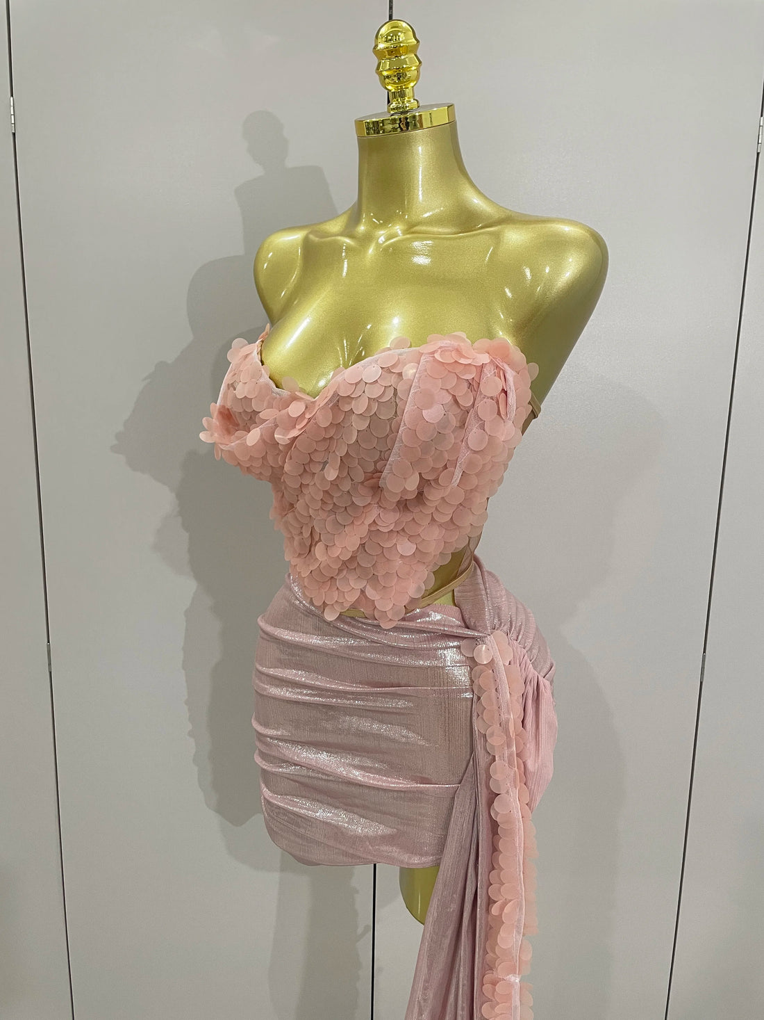 2025New Sexy Pink Sequin Strapless 2 Pieces Bodycon Mini Dress Women Celebrate Birthday Party Bar Singer Nightclub Stage Costume