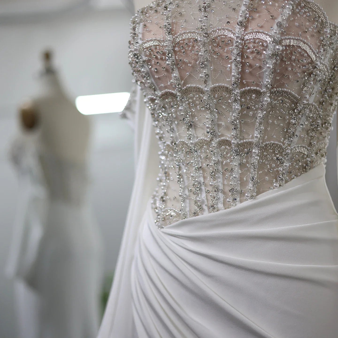 Vestido de noche blanco de sirena de lujo de Dubái, sexy, festoneado, con abertura alta, para mujer, para fiesta de bodas 