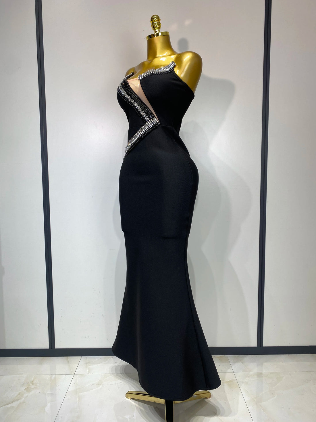 Women Sexy Strapless Bodycon Bandage Dress Rhinestone Celebrity Elegant Evening Party Gown Luxury Birthday Wedding Guest Dress