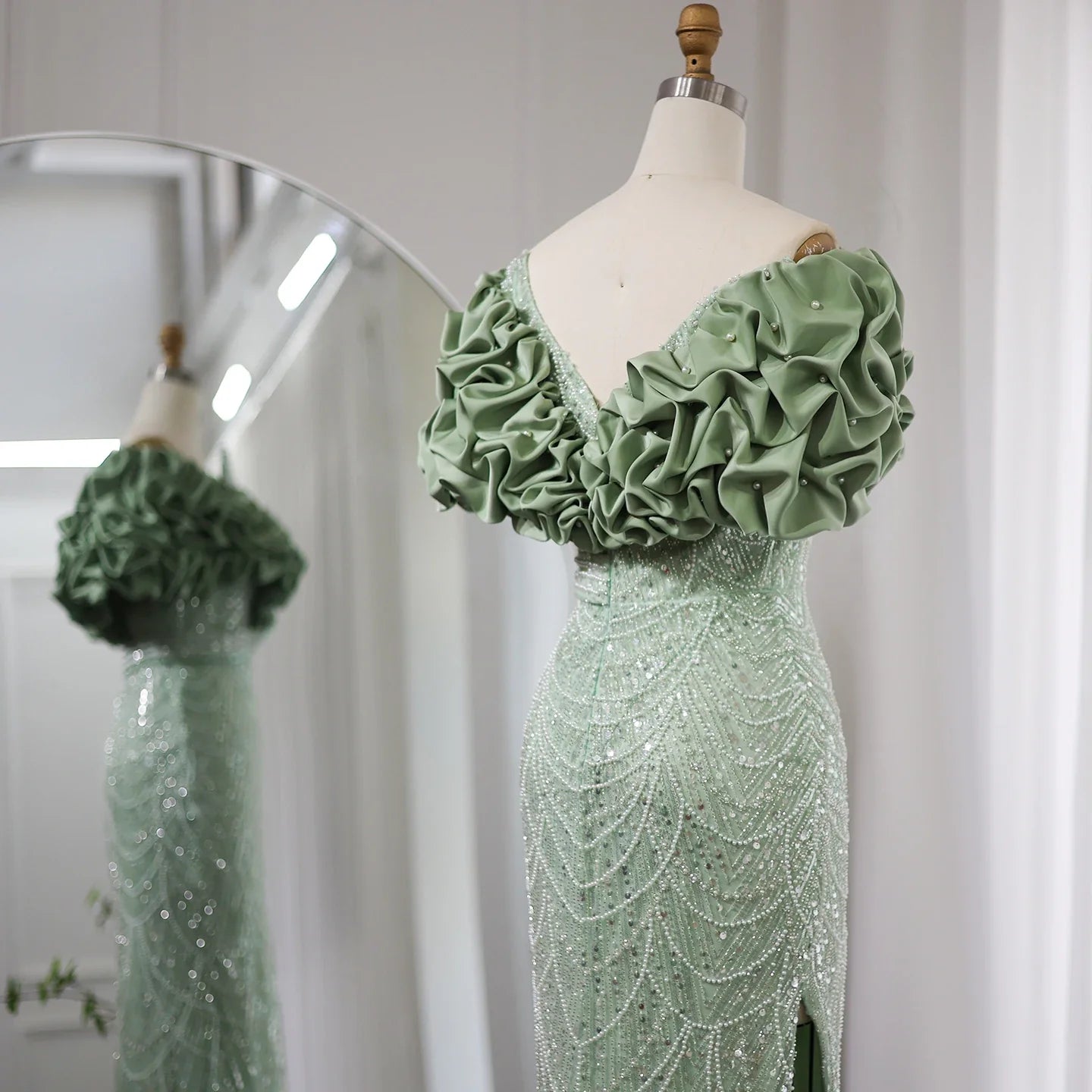 Elegante vestido de noche verde salvia con hombros descubiertos y corte sirena de lujo para mujer de Dubái, vestido de fiesta de boda árabe color champán 