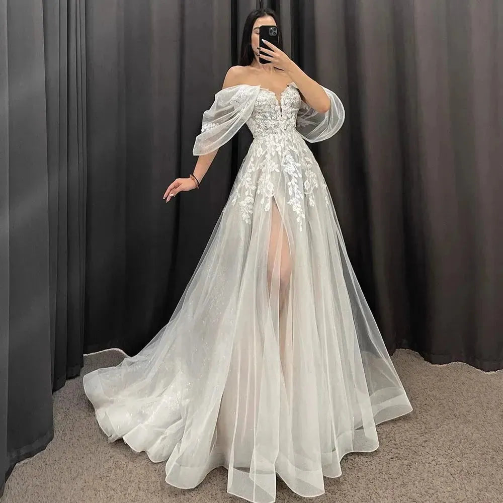 Ivory A-Line Wedding Dresses Women V-Neck Short Sleeves Long Bride Dress Sweep Train Lace Applique Custom Occasion Gowns White Short Wedding Dress