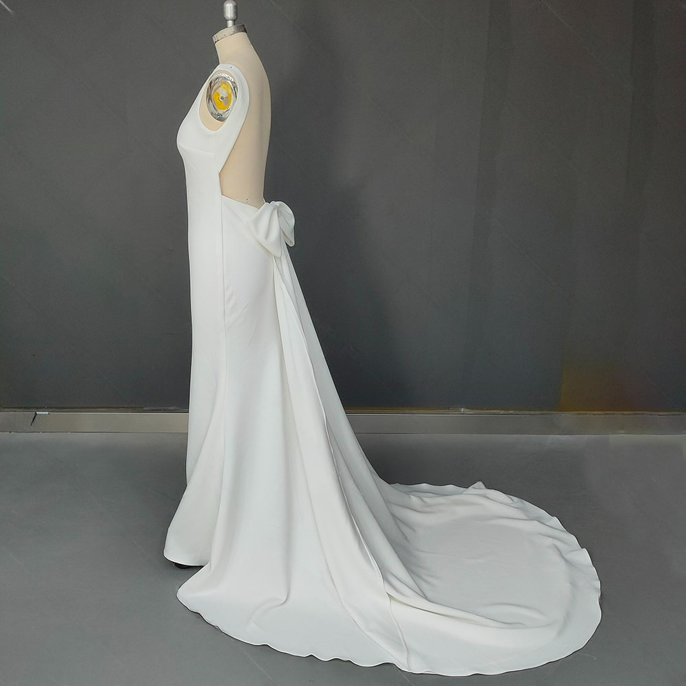 Modern Sheath Crepe Minimalist Wedding Dresses For Women Buttons Oversized Tight Fit Simple Bow Train Backless Bridal Gown