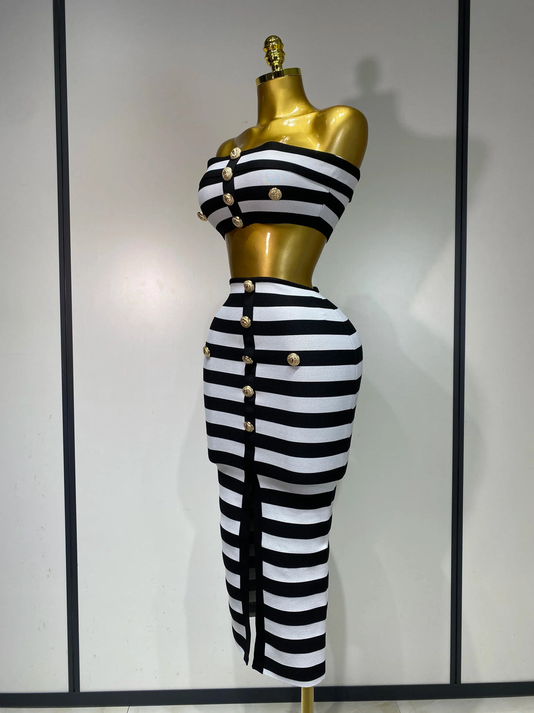 Women Sexy Off Shoulder Striped Button Two Piece Mini Bandage Set  Celebrity Designer Evening Party Luxury Birthday Outfit