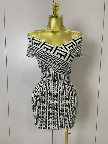 Women Sexy Jacquard Slash Neck Off Shoulder Bodycon Mini Bandage Dress Elegant Evening Birthday Party Dress