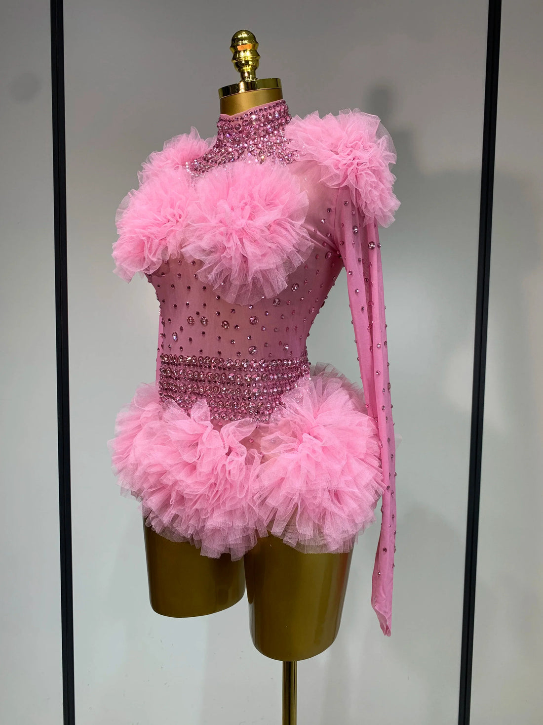 Sexy See Through Rhinestone Bodysuit 2025 Women Sexy Tight Mesh Ruffles Performance Dancer Singer Costume Nightclub Stage Outfit