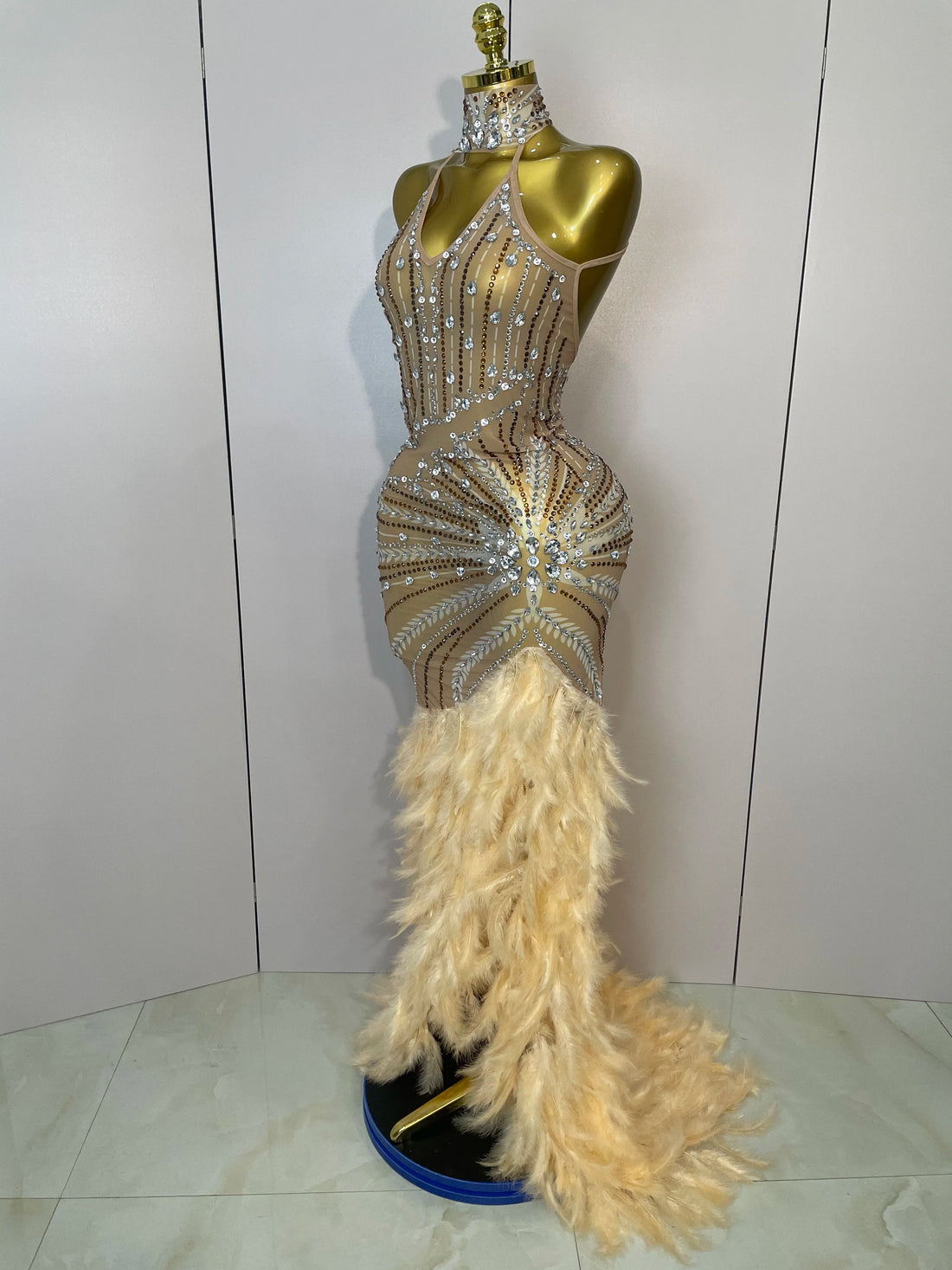 Sparkly Sexy Crystal  Floor-Length Feathers Maxi Dress 2025 Elegant  Evening Party Birthday Performance Prom Dance Stage Costume