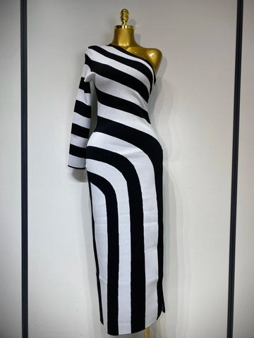 Luxury Birthday Dresses Women Sexy One Shoulder Striped High Split Jacquard Maxi Bandage Long Dress Elegant Evening Party Gown