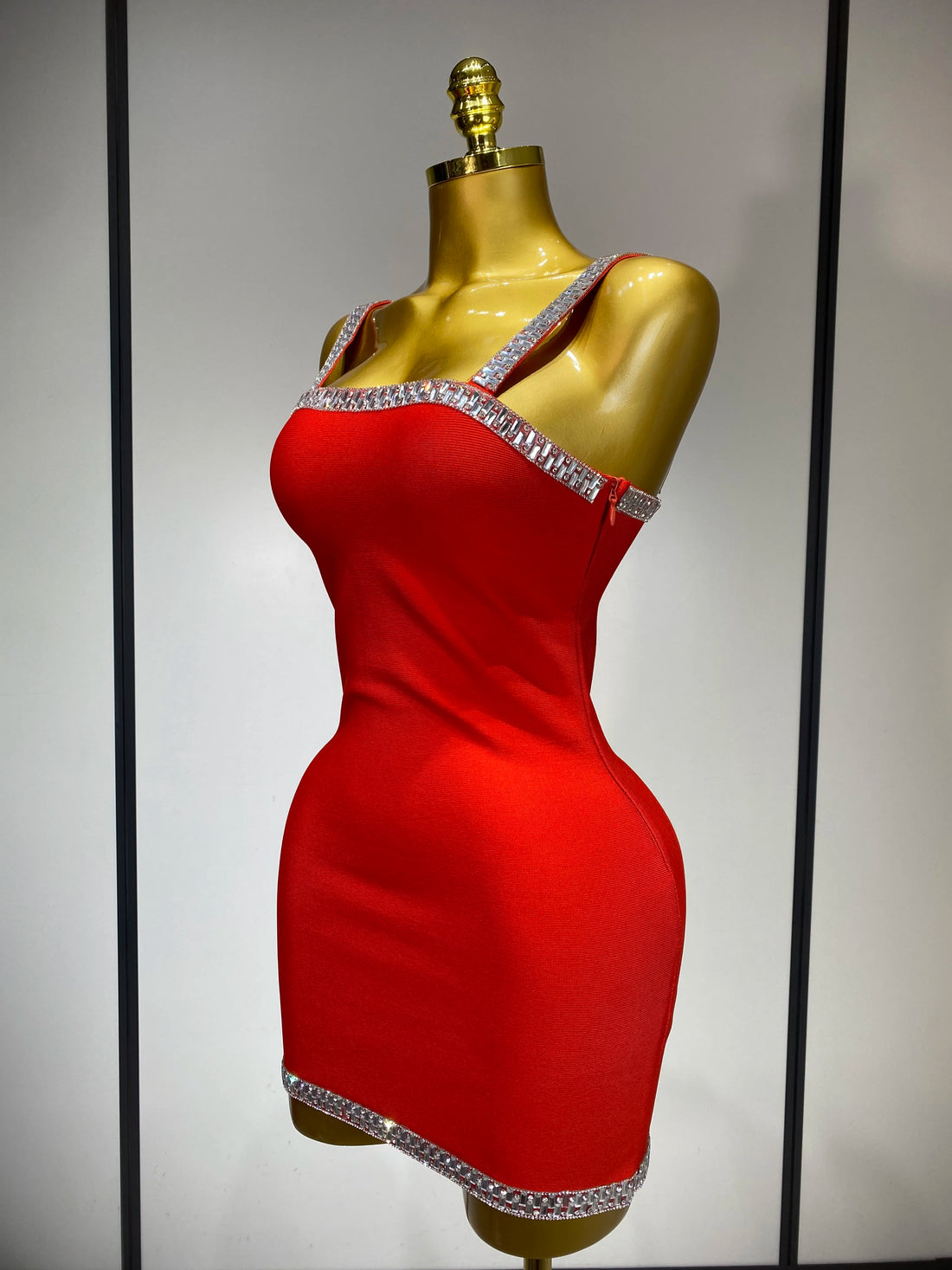 Women Sexy Black Red Sparkly Mini Bodycon Bandage Dress Sleeveless Luxury Diamonds Elegant Evening Club Party Birthday Dress