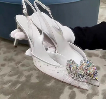 Lyx Diamant Pärlor Spets Mesh Dam Pumps Elegant Spetsig Tå Tunna Höga Klackar Mode Sommar Slingbacks Bröllop Fest Skor