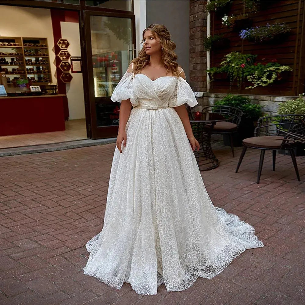 Plus Size Wedding Dresses For Bride Off The Shoulder Short Sleeves Bride Gowns Lace Up Sweep Train A-Line Robe De Mariée White Plus Size