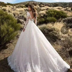 Vestido de novia de encaje con perspectiva de color sólido y manga larga estilo europeo y americano 