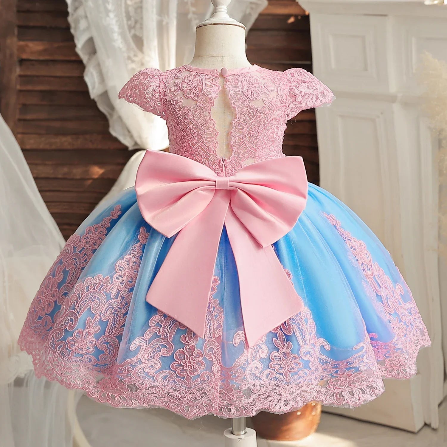 Vestido Vintage de princesa de cumpleaños para niña, vestido de tutú con lazo Floral bordado para bebé, vestido de boda para niña de flores, vestido Formal para ocasión de gala para niño 