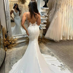 Sexy Ivory Boho Lace V-neck Wedding Dresses Spaghetti Straps Mermaid Bridal Dress Appliqued Lace Backless Wedding Gowns 2024