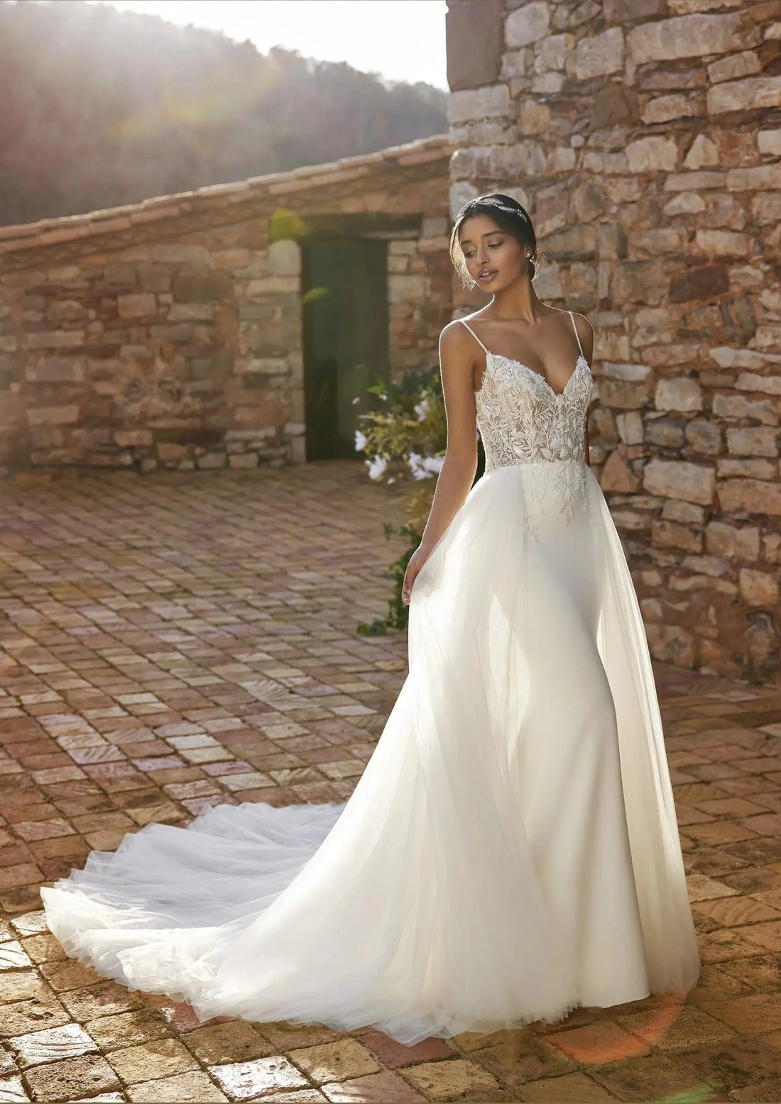 Stunning Lingerie Bodice in Lace Wedding Dress Vestido De Novia Bridal Gown Court Train Princess Modern Mermaid Bow Satin Satin