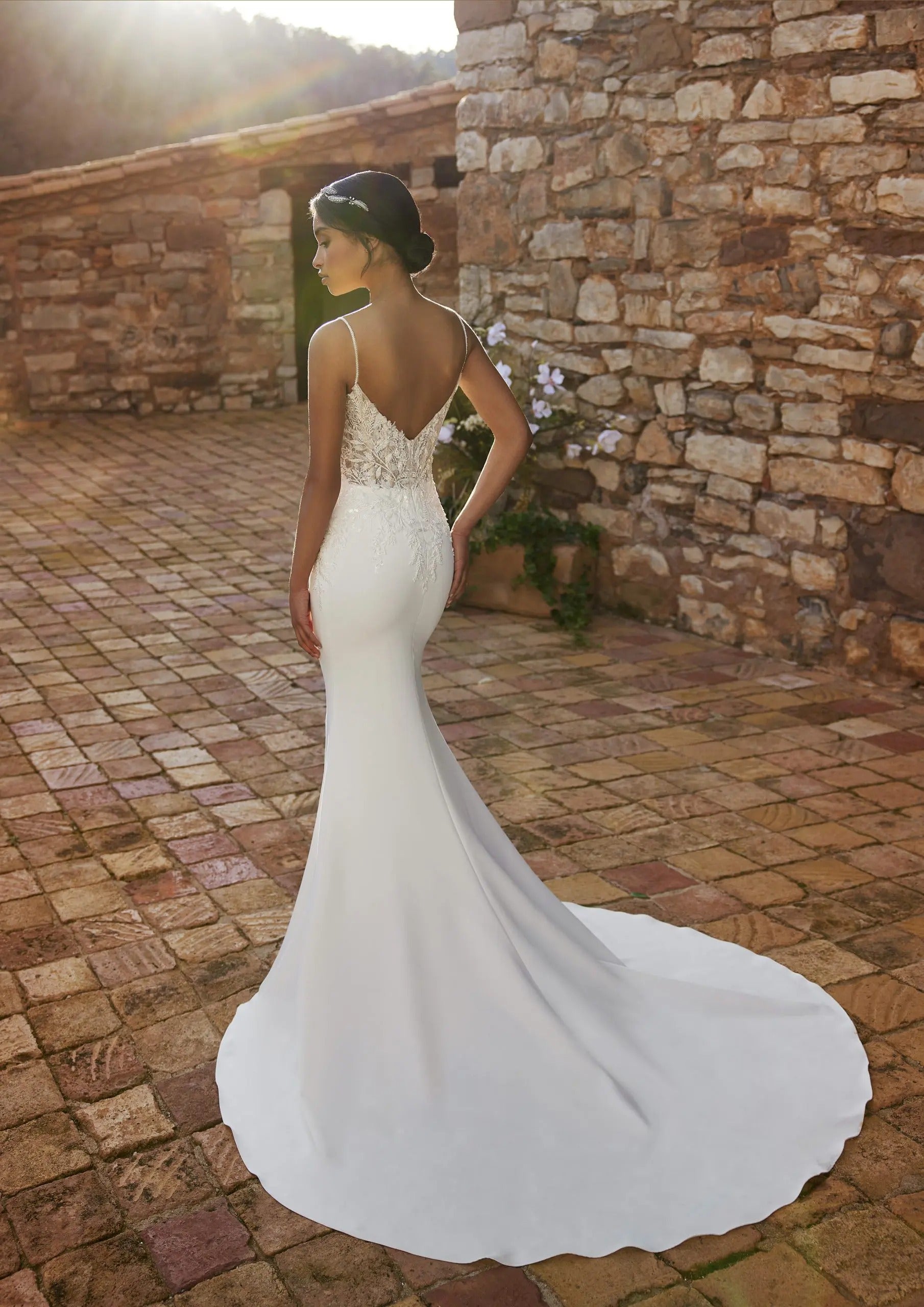 Impresionante corpiño de lencería en encaje Vestido de novia Vestido de novia Vestido de novia Cola de corte Princesa Sirena moderna Lazo Satén 