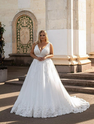 Vestidos de noiva brancos de tamanho grande para noiva Boho A-line Vestiários de noiva de renda de renda sem mangas vestidos de novia feita sob medida