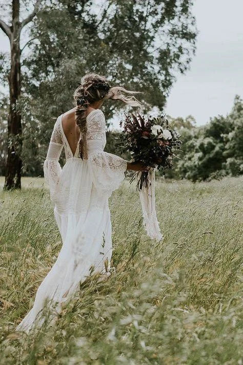 Abiti da sposa boho a maniche lunghe in pizzo