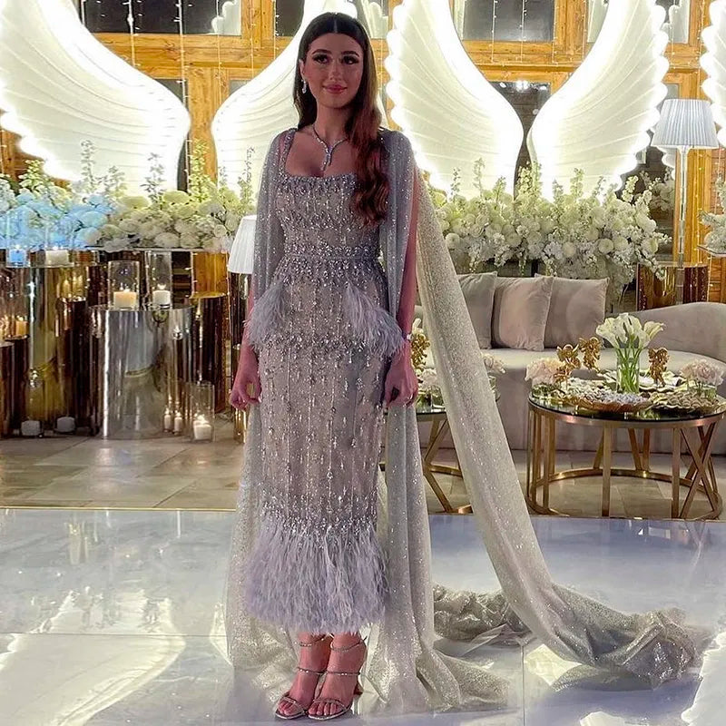 Robe de soirée arabe sirène gris scintillant, avec Cape, plumes de luxe, robes formelles de dubaï pour femmes, fête de mariage 