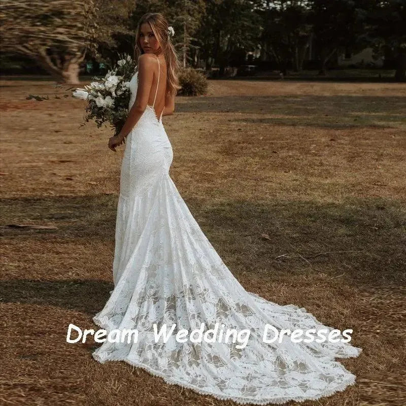 Spaghetti Straps V Neck Mermaid Wedding Dresses Lace Summer Beach Boho Wedding Gowns Elegant Backless Custom Bridal Dress
