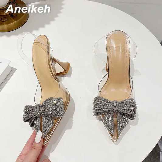 Aneikeh 2023 Summer Women Fashion show Sexy High Heel Cadle Slingbacks con fibbia con punta di punta di decorazioni a farfalla a farfalla.