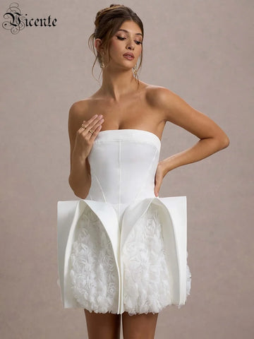 VC Chic Strapless White Mini Dress with Exquisite Floral Embellishments for Wedding-Related Function Gown