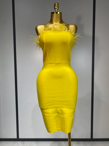 Women Sexy Backless Yellow Bodycon Bandage Dress Strapless Celebirty Elegant Feather Dresses Luxury Birthday Club Party Outfit