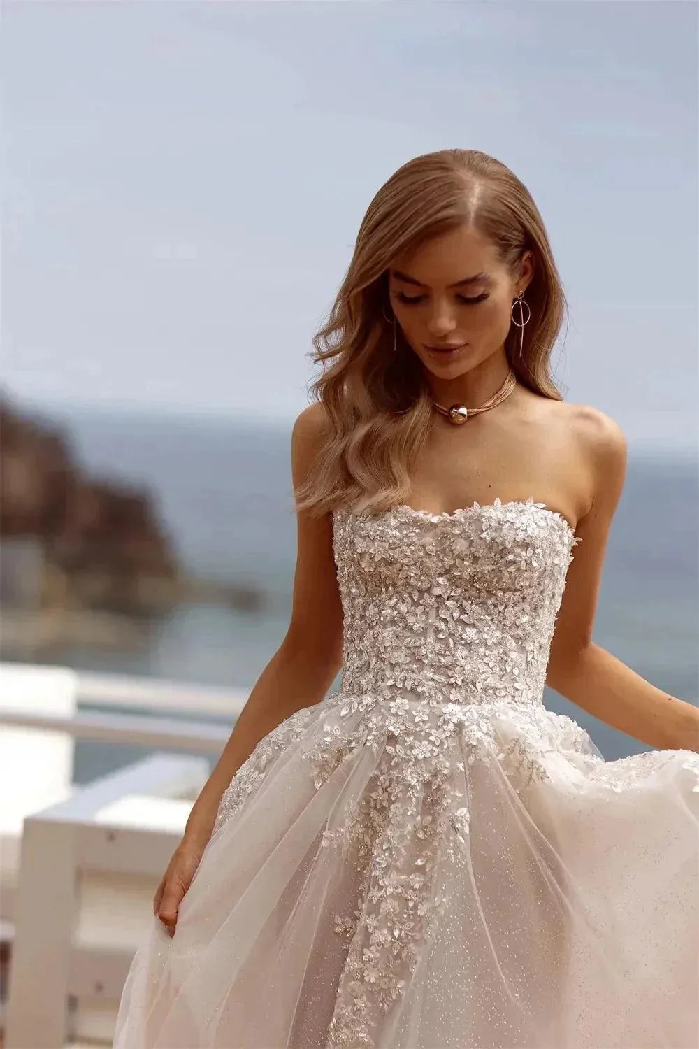 Elegant Wedding Dresses A-line Exquisite Lace Applique Off Shoulder Sleeveless Fluffy Princess Style Bridal Gown Custom Made 14W