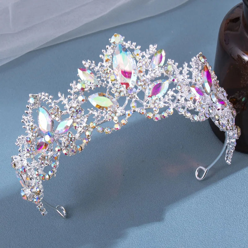 Nouveau Luxury Crystal Crown Tiara Robe de mariée en alliage ACCESSOIRES DE CHEVEUX ACCESSOIRES DE FÊTE DE POURTURE ANNIVENS