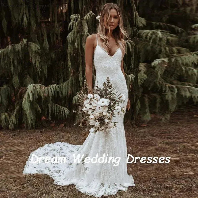 Spaghetti Straps V Neck Mermaid Wedding Dresses Lace Summer Beach Boho Wedding Gowns Elegant Backless Custom Bridal Dress