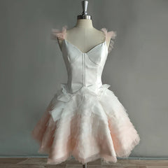 Principessa Short Short Sweetheart Mini Wedding Dress Abito spaghetti Tulle Slim Line Abito brulicato