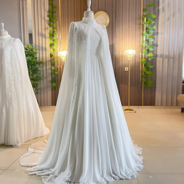 Luxus lange Ärmel arabisch-muslimische A-Linie-Hochzeitskleider Perlen Chiffon Brautkleid mit Cape Vestidos de Novia