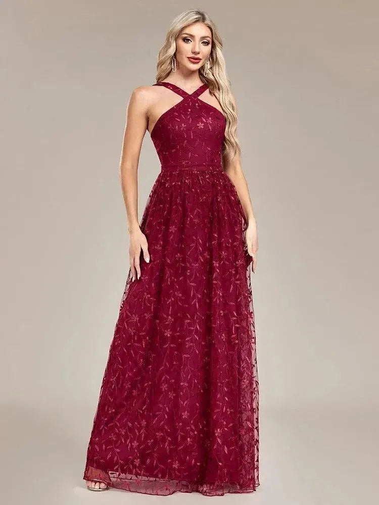 Sexy Halter A-Line Party Dresses Tulle Embroidery Leaf Formal Dress Off Shoulder Sleeveless Long Bridesmaid Dress Burgundy