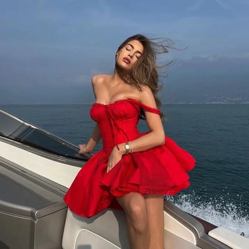 Europe And The United States Sexy One-Line Collar Suspender Pleated Skirt Waist