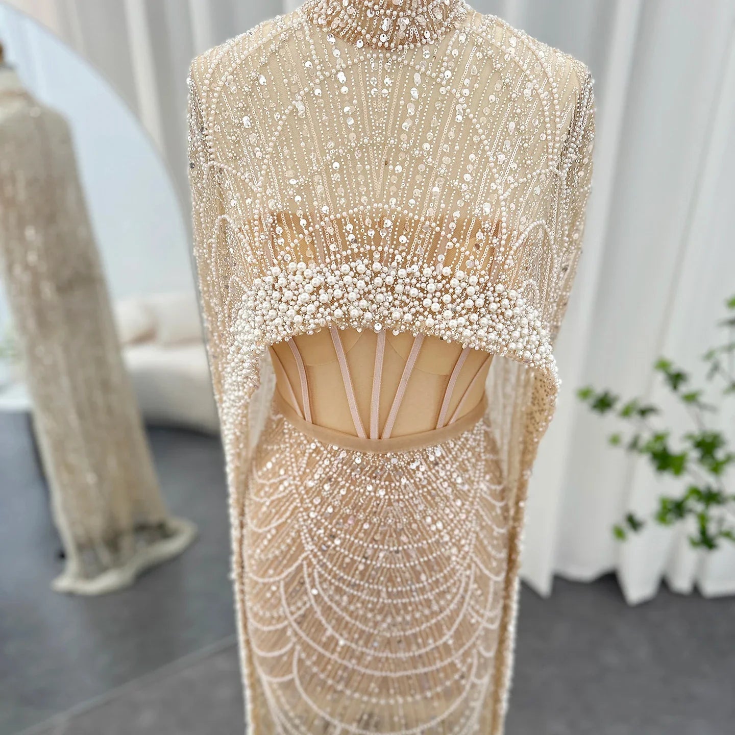 Luxury Pearls Dubai Champagne Evening Dresses with Cape Arabic Women Mermaid Wedding Party Prom Dress