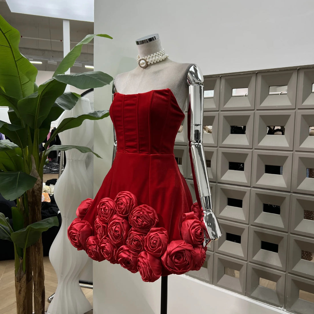 Black Red Women Sexy Strapless Velvet Ball Gown Mini Cute Dress Birthday Party Girls' Date Photo Shoot Outfit Vestido