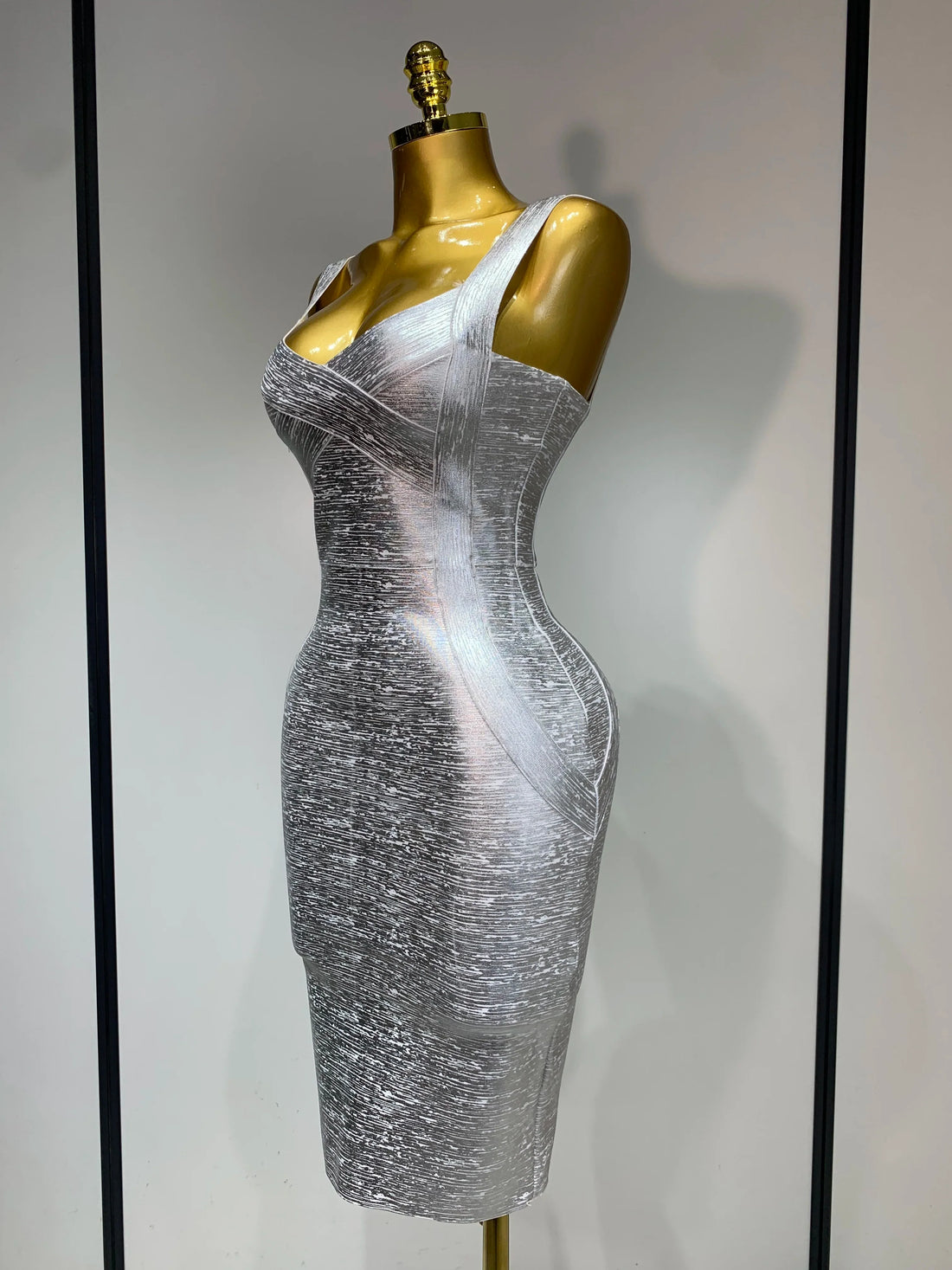 Women Sleeveless Bodycon Bandage Dress Celebrity Elegant Silver Gold Cocktail Party Birthday Dress Vestidos