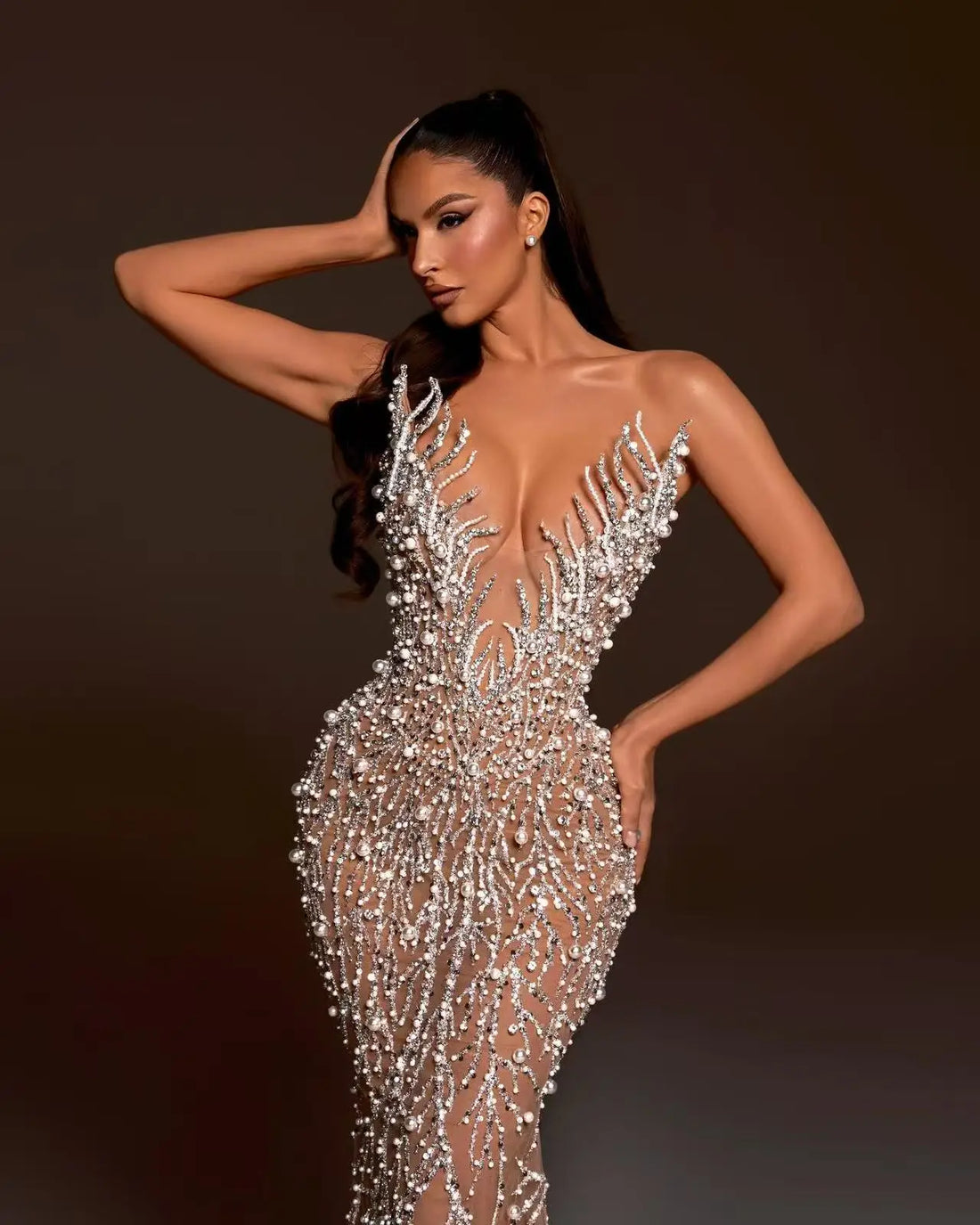Haute couture Wedding　Party　dress　Sequin embroidery Pearl Beading Sexy V－Neck　Strapless Dress  Celebrity Birthday Party Outfit