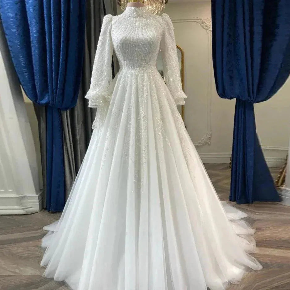 Luxury Long Sleeves Muslim Wedding Dresses Lace Beaded Dubai Arabic Bridal Gowns For Women Bride Robe De Mariée White