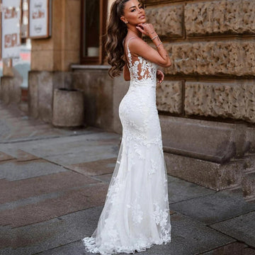 Lace Mermaid Wedding Dresses Spaghetti Straps Lace Appliques Bride Dress V Neck Elegant Soft Tulle Wedding Gowns