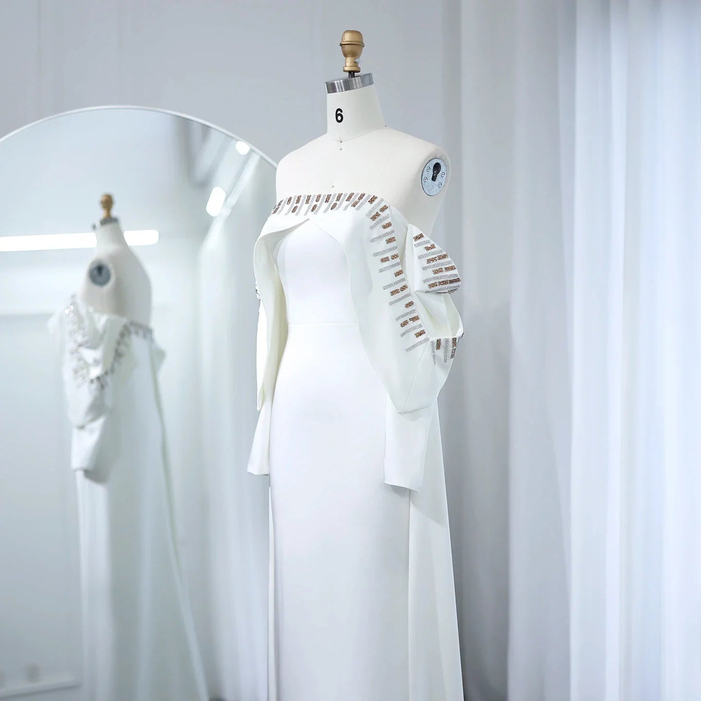 Elegant Off White Mermaid Dubai Evening Dress with Cape Long Sleeves Off Shoulder Arabic Wedding Party Gowns