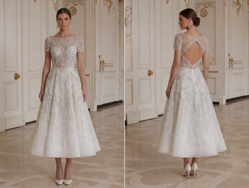 Brautkleid in Tea-Länge mit Kristallperlenverzierung