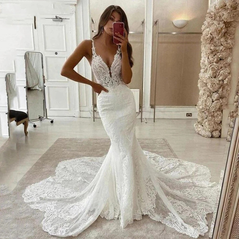 Lace Mermaid Wedding Dresses  Spaghetti Strap Soft Tulle Backless Bridal Gowns Sleeveless Vintage Country Wedding Gown