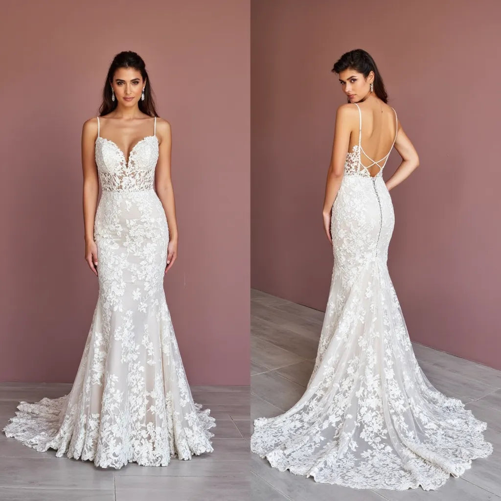Classic Mermaid Wedding Dress for a Royal-Inspired Wedding Theme