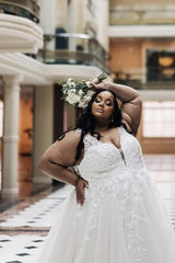 Plus Size Hochzeitskleid Frau Brautkleider V-Ausschnitt Ärmellos Paillettenapplikation A-Linie Große Frauen Brautkleid Vestido Noiva 