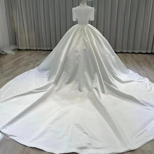 Chic V-Neck Satin Beaded With Sleeves Ball Gown Wedding Dresses Princess Court Train Plus Size Bride Gowns Vestido De Noiva